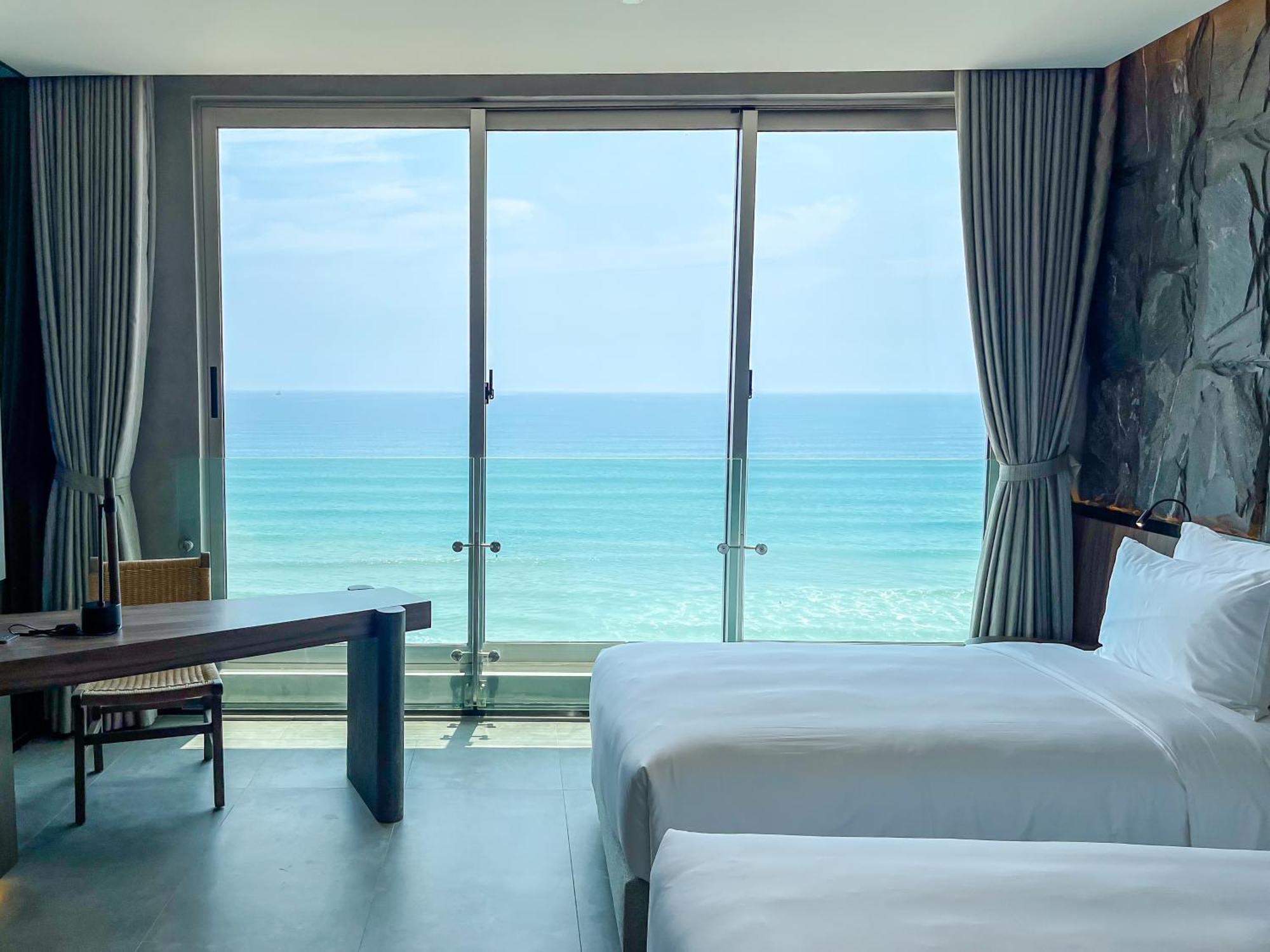 M Hotel Danang Eksteriør billede Deluxe Ocean View