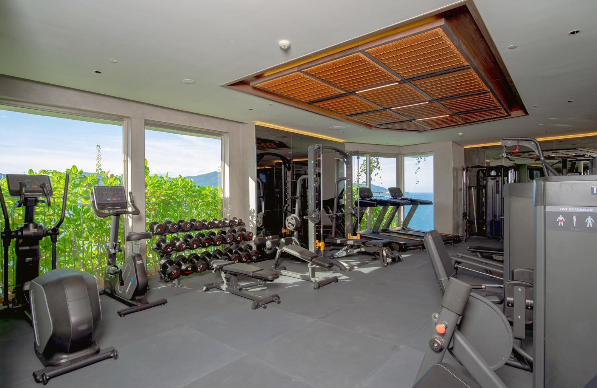 M Hotel Danang Eksteriør billede The gym at the hotel