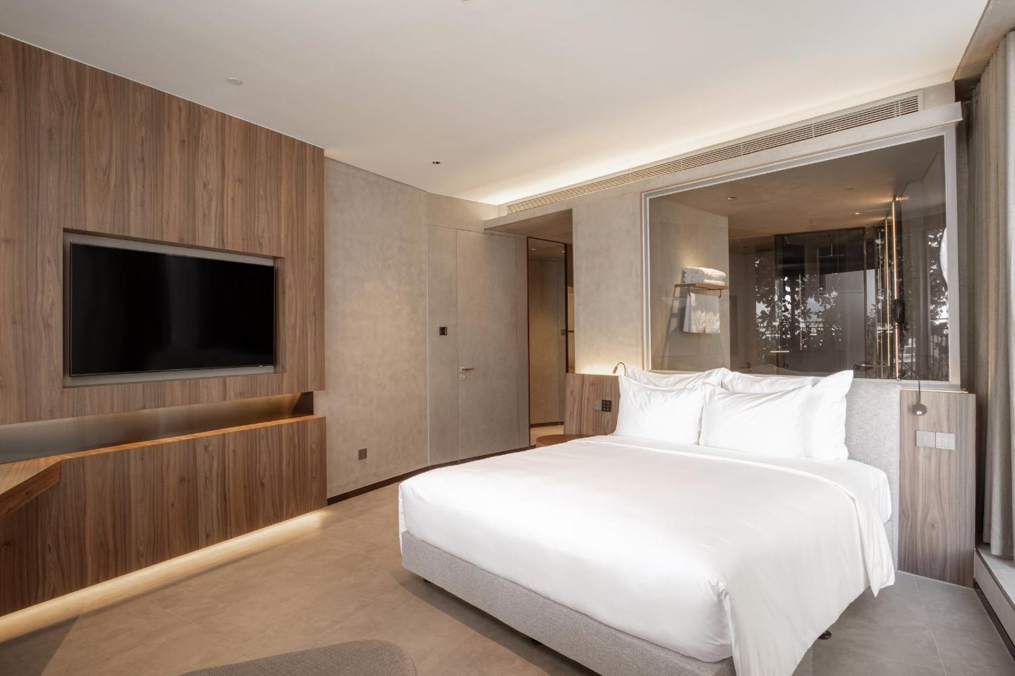 M Hotel Danang Eksteriør billede Deluxe Room